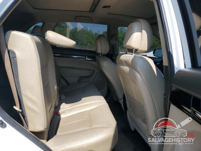 5XYKU4A27BG017945 2011 KIA SORENTO photo no. 11