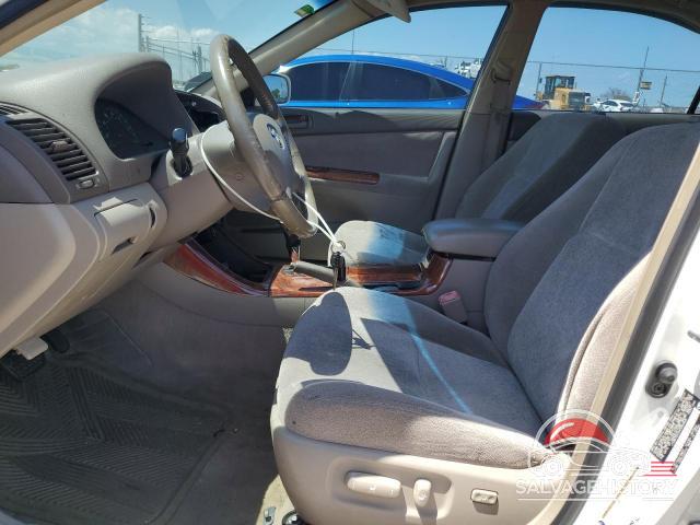 JTDBE32K240286868 2004 TOYOTA CAMRY photo no. 7