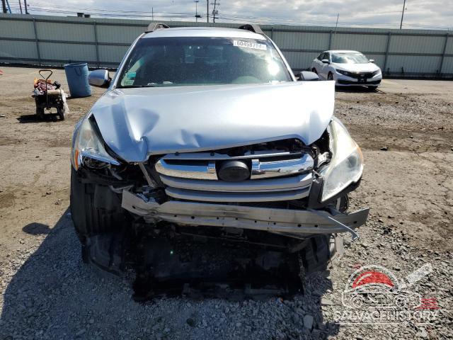 4S4BRBLCXE3244725 2014 SUBARU OUTBACK photo no. 5