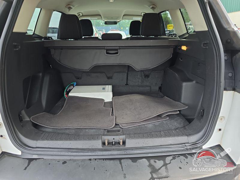 1FMCU9GD6JUA75869 2018 FORD ESCAPE photo no. 9