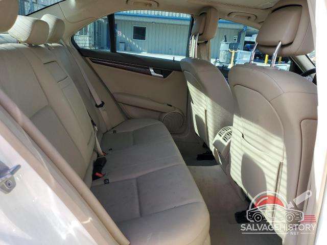 WDDGF5EB7BR161826 2011 MERCEDES-BENZ C-CLASS photo no. 10