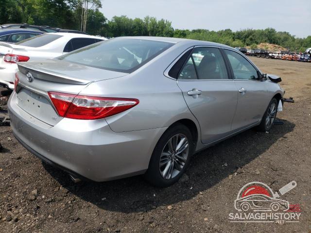 4T1BF1FK4HU642632 2017 TOYOTA CAMRY photo no. 3