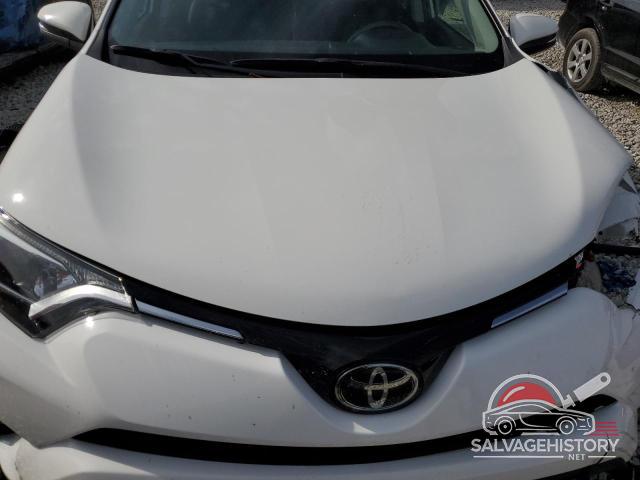 JTMRFREV5JJ739441 2018 TOYOTA RAV4 photo no. 12