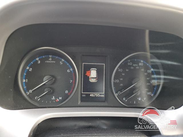 JTMRFREV5JJ739441 2018 TOYOTA RAV4 photo no. 9