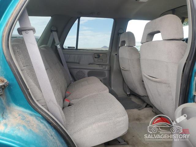1GNDT13W8S2188733 1995 CHEVROLET BLAZER photo no. 10