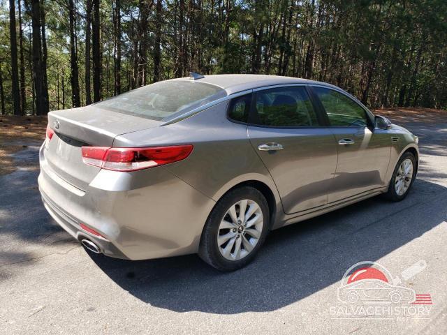 5XXGT4L32JG259897 2018 KIA OPTIMA photo no. 3