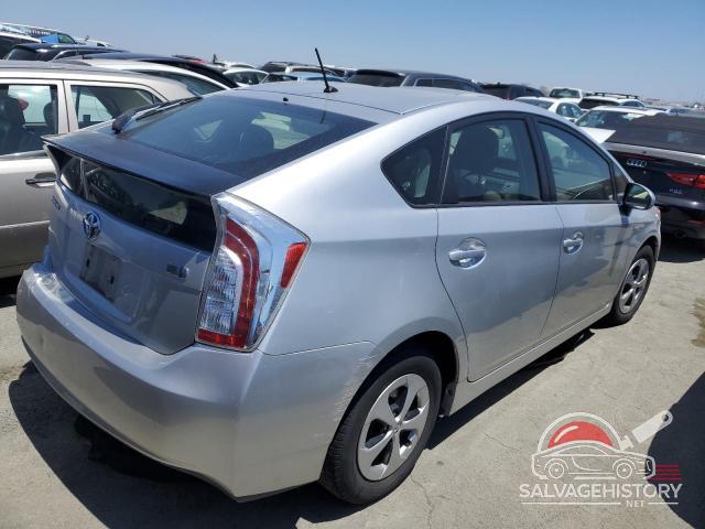 JTDKN3DU8F0476563 2015 TOYOTA PRIUS photo no. 3