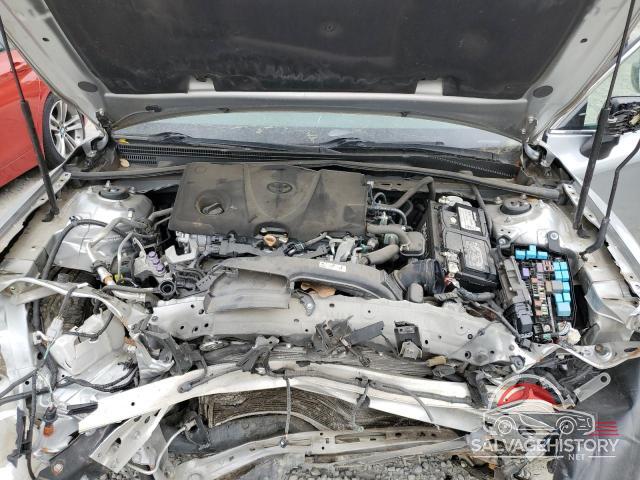 4T1B11HK6JU082887 2018 TOYOTA CAMRY photo no. 11