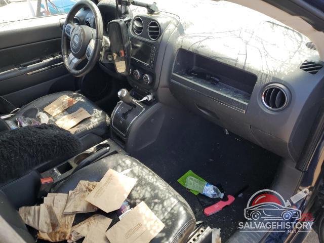 1C4NJDCB0CD645381 2012 JEEP COMPASS photo no. 8
