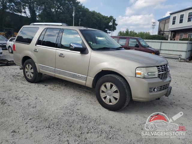 5LMFU28587LJ24805 2007 LINCOLN NAVIGATOR photo no. 4