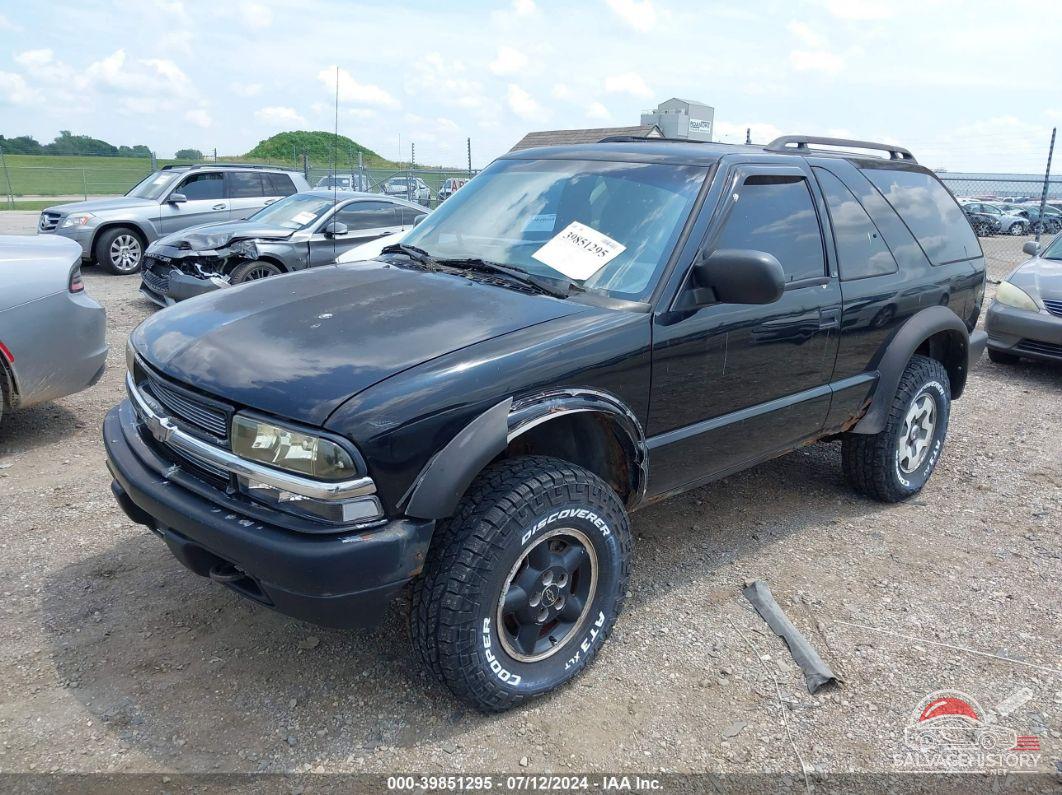 1GNCT18W6XK241649 1999 CHEVROLET BLAZER photo no. 2