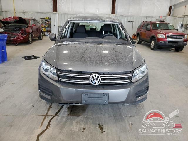 WVGAV7AX4HK054486 2017 VOLKSWAGEN TIGUAN photo no. 5