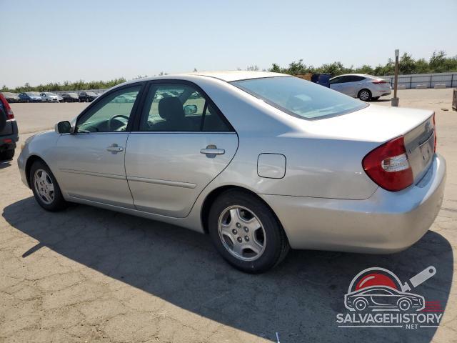 4T1BF30K32U528052 2002 TOYOTA CAMRY photo no. 2