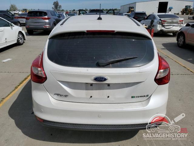 1FADP3R47DL353527 2013 FORD FOCUS photo no. 6