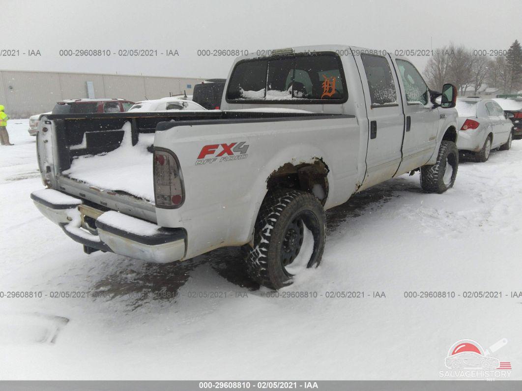 1FTNW21P94EB27026 2004 FORD SUPER DUTY F-250 photo no. 4