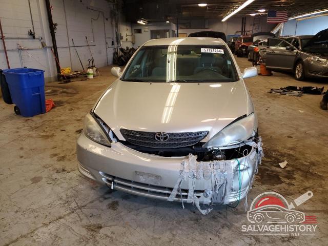 4T1BE32K54U844233 2004 TOYOTA CAMRY photo no. 5