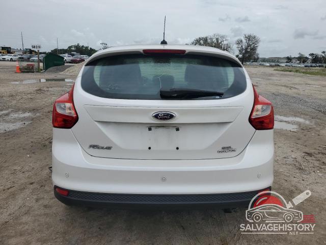 1FAHP3M26CL381342 2012 FORD FOCUS photo no. 6