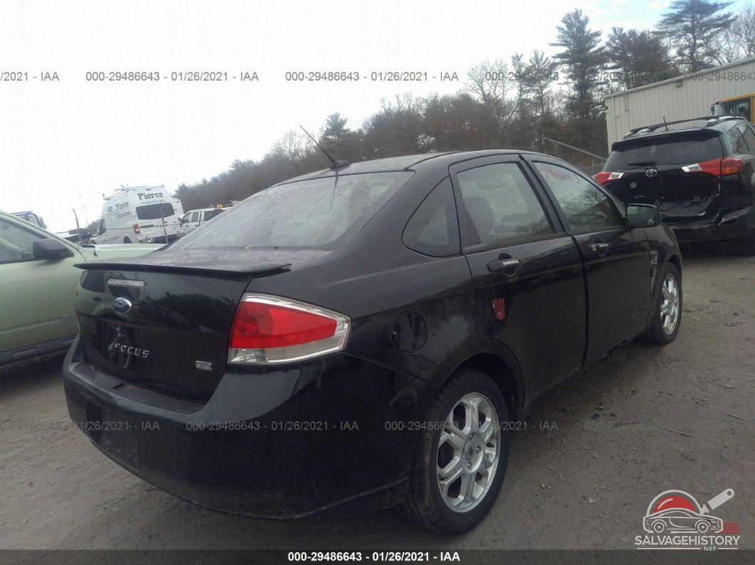 1FAHP35N28W257017 2008 FORD FOCUS photo no. 4