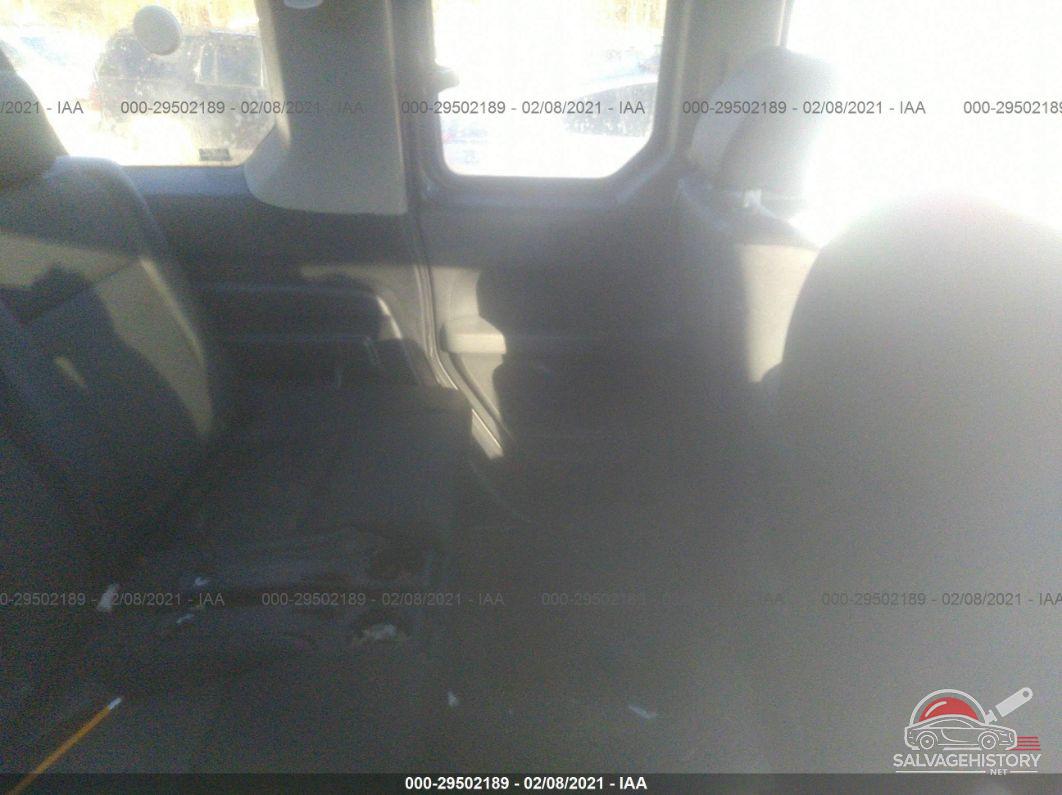 5J6YH285X3L034063 2003 HONDA ELEMENT photo no. 8
