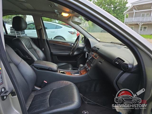 WDBRF92H66F744302 2006 MERCEDES-BENZ C-CLASS photo no. 5