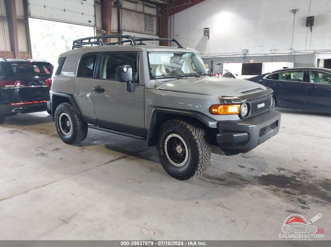 JTEBU4BF0DK158964 2013 TOYOTA FJ CRUISER photo no. 11