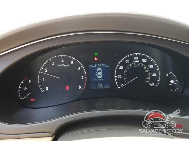 KMHGC4DF0BU126314 2011 HYUNDAI GENESIS photo no. 9