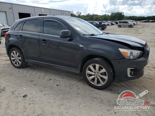 4A4AR4AU1FE038361 2015 MITSUBISHI OUTLANDER photo no. 4