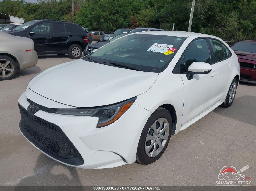 5YFEPMAE5NP333679 2022 TOYOTA COROLLA photo no. 2