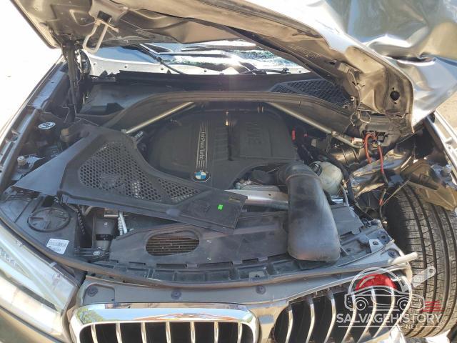 5UXKR0C56J0Y06611 2018 BMW X5 photo no. 11