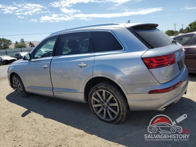 WA1LAAF71HD052160 2017 AUDI Q7 photo no. 2
