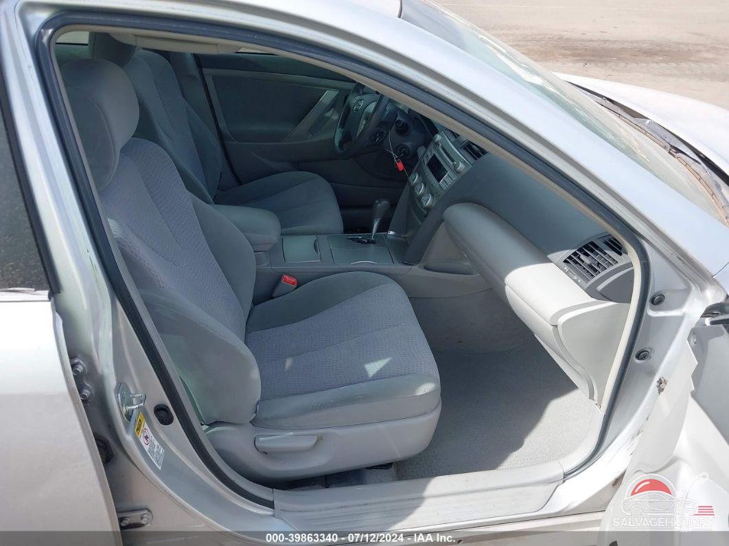 4T1BF3EK2BU598795 2011 TOYOTA CAMRY photo no. 5