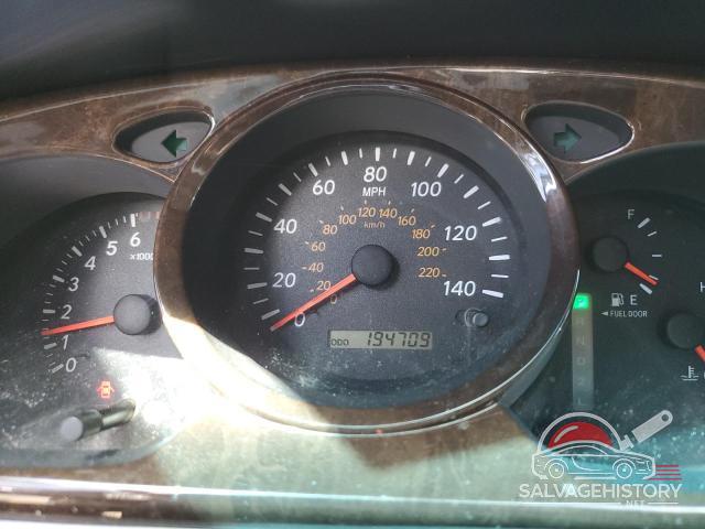 JTEHF21A320085175 2002 TOYOTA HIGHLANDER photo no. 9