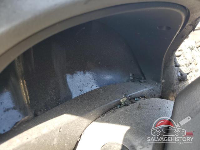 4T1BF3EK7AU532144 2010 TOYOTA CAMRY photo no. 9
