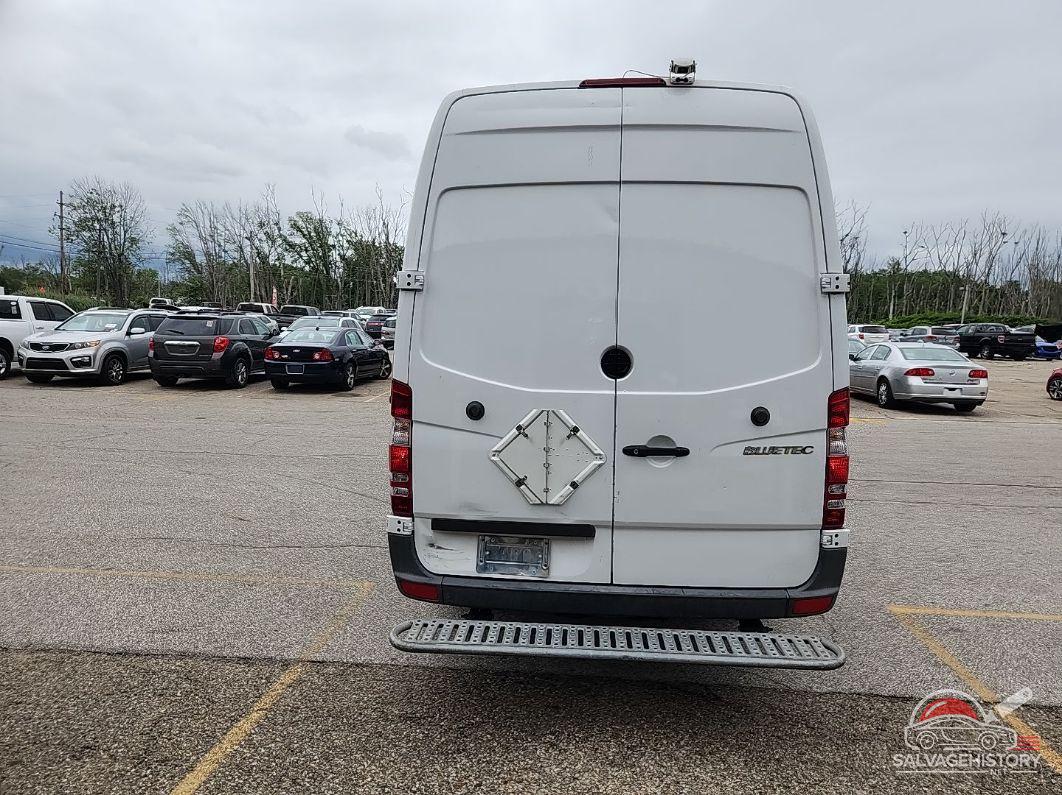 WD3PE8CB3C5669313 2012 MERCEDES-BENZ SPRINTER 2500 photo no. 9