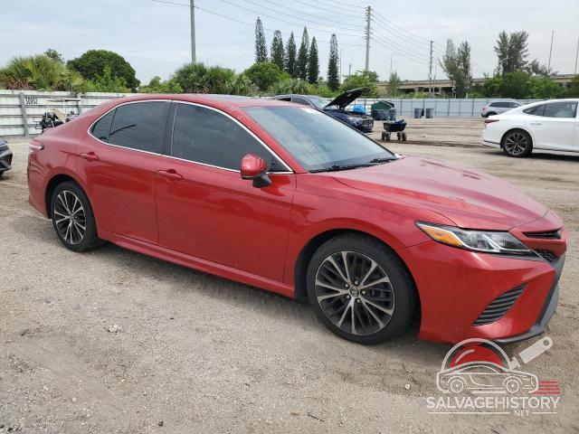 4T1G11AK3LU351480 2020 TOYOTA CAMRY photo no. 4