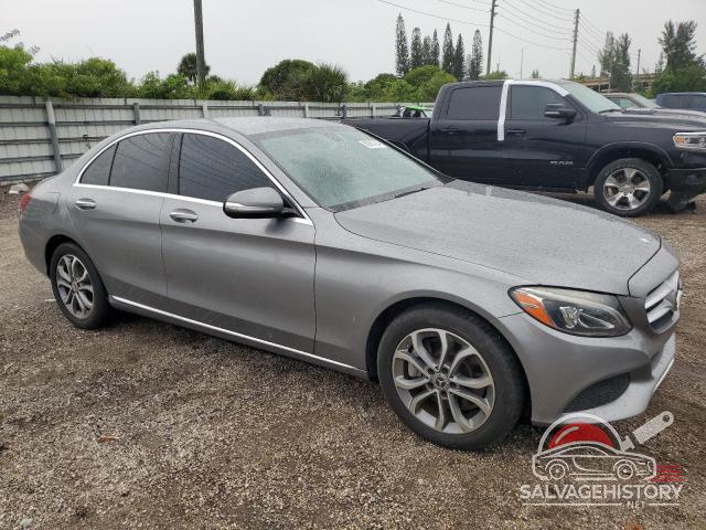 55SWF4JB1FU053184 2015 MERCEDES-BENZ C-CLASS photo no. 4