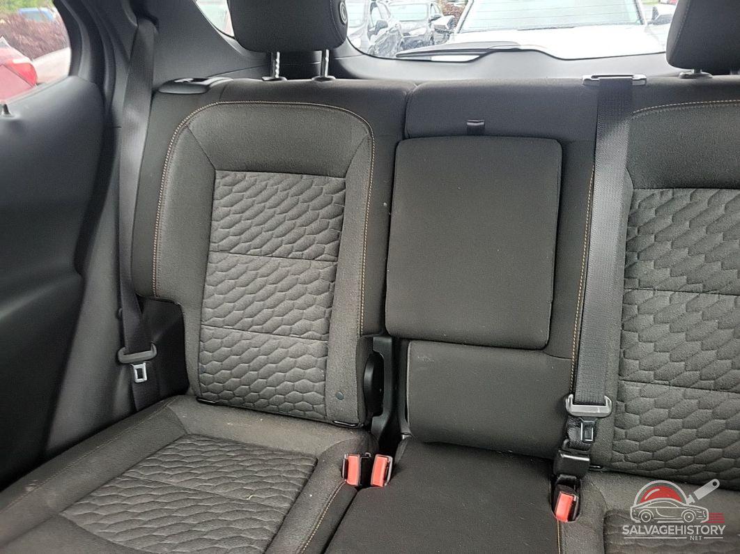 3GNAXUEV9LL331265 2020 CHEVROLET EQUINOX photo no. 2