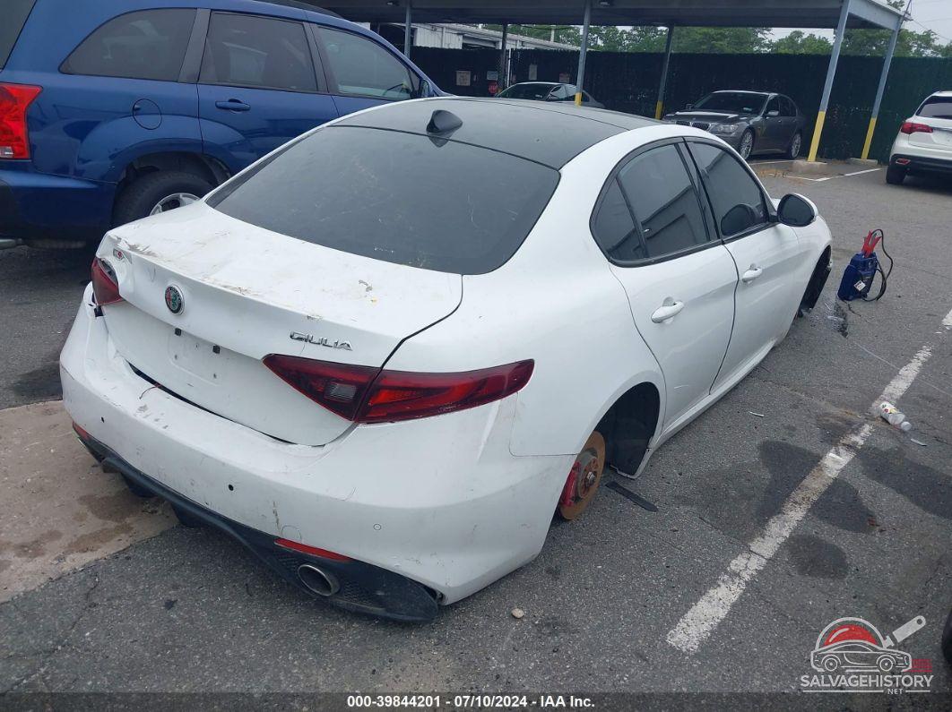 ZARFAEEN0J7597805 2018 ALFA ROMEO GIULIA photo no. 4