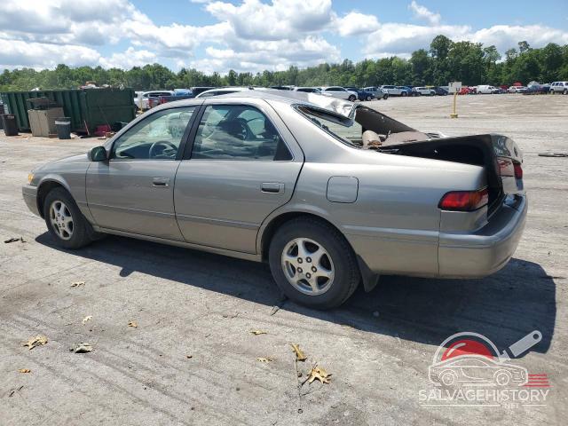 JT2BG22K8V0004487 1997 TOYOTA CAMRY photo no. 2
