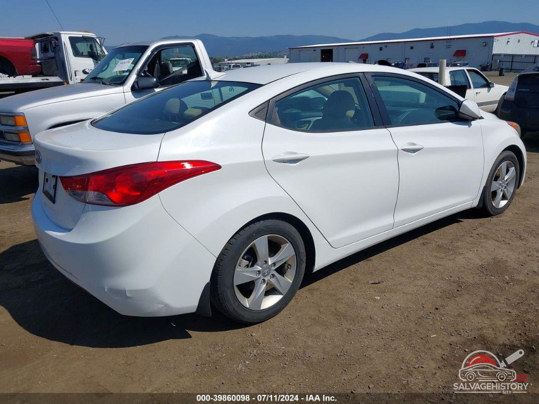 5NPDH4AE7DH428054 2013 HYUNDAI ELANTRA photo no. 4