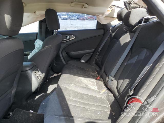 1C3CCCABXGN134649 2016 CHRYSLER 200 photo no. 10