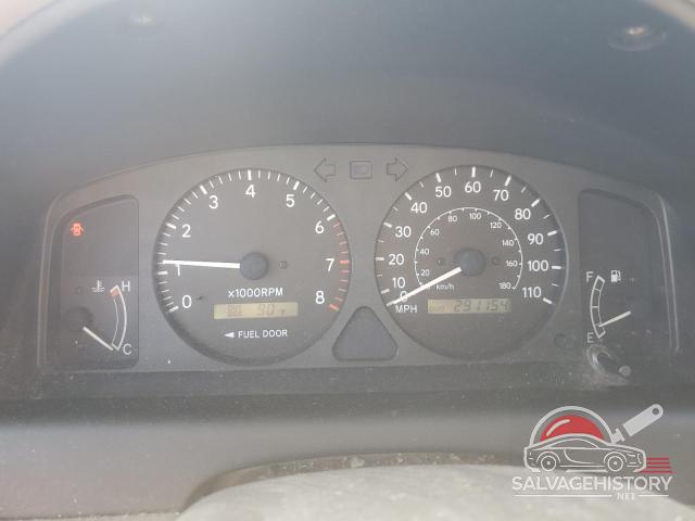 2T1BR12E42C586496 2002 TOYOTA COROLLA photo no. 9