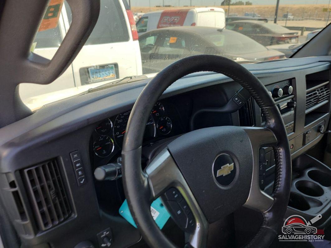 1GCWGAFP6K1247830 2019 CHEVROLET EXPRESS 2500 photo no. 9