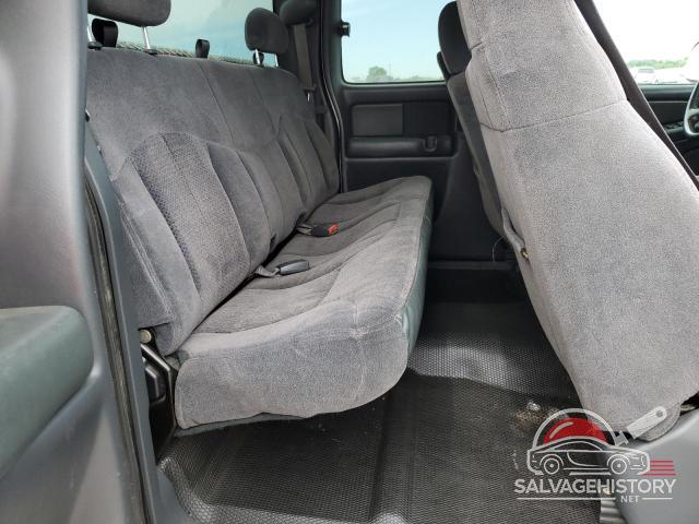 1GCHK29G82E137802 2002 CHEVROLET ALL Models photo no. 10