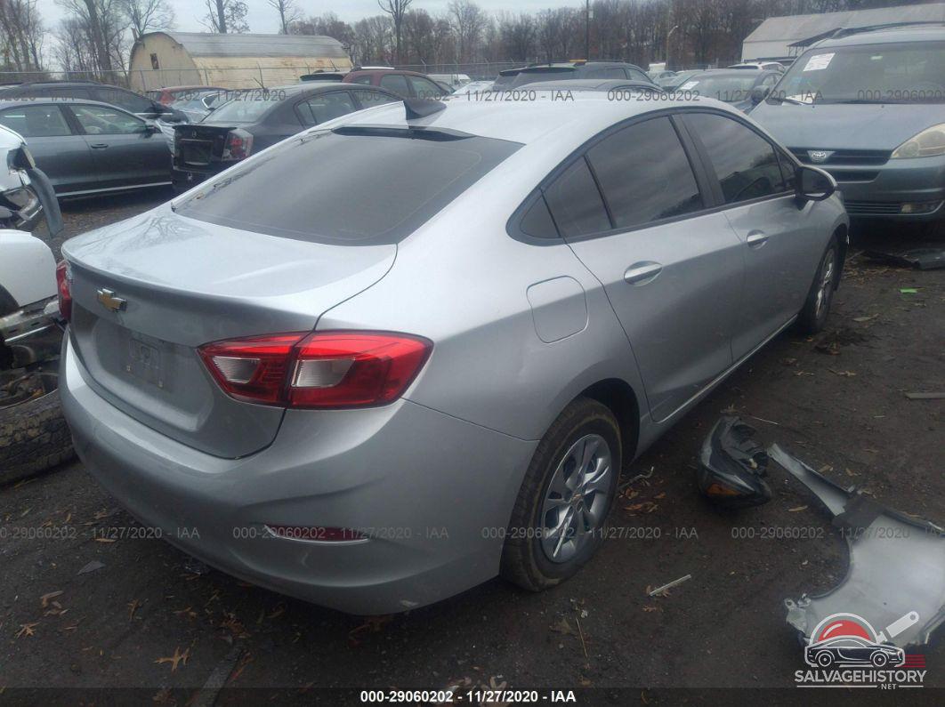 1G1BC5SM6K7104170 2019 CHEVROLET CRUZE photo no. 4