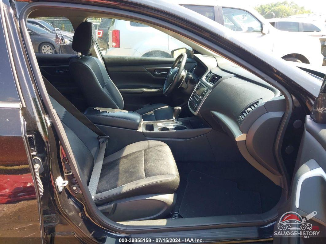 1N4AL3AP3HC217132 2017 NISSAN ALTIMA photo no. 5
