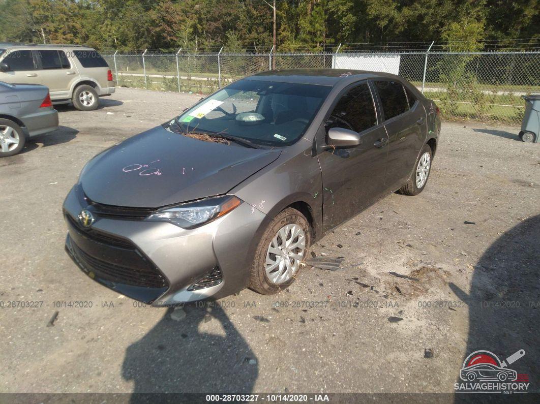 5YFBURHE2JP755904 2018 TOYOTA COROLLA photo no. 2