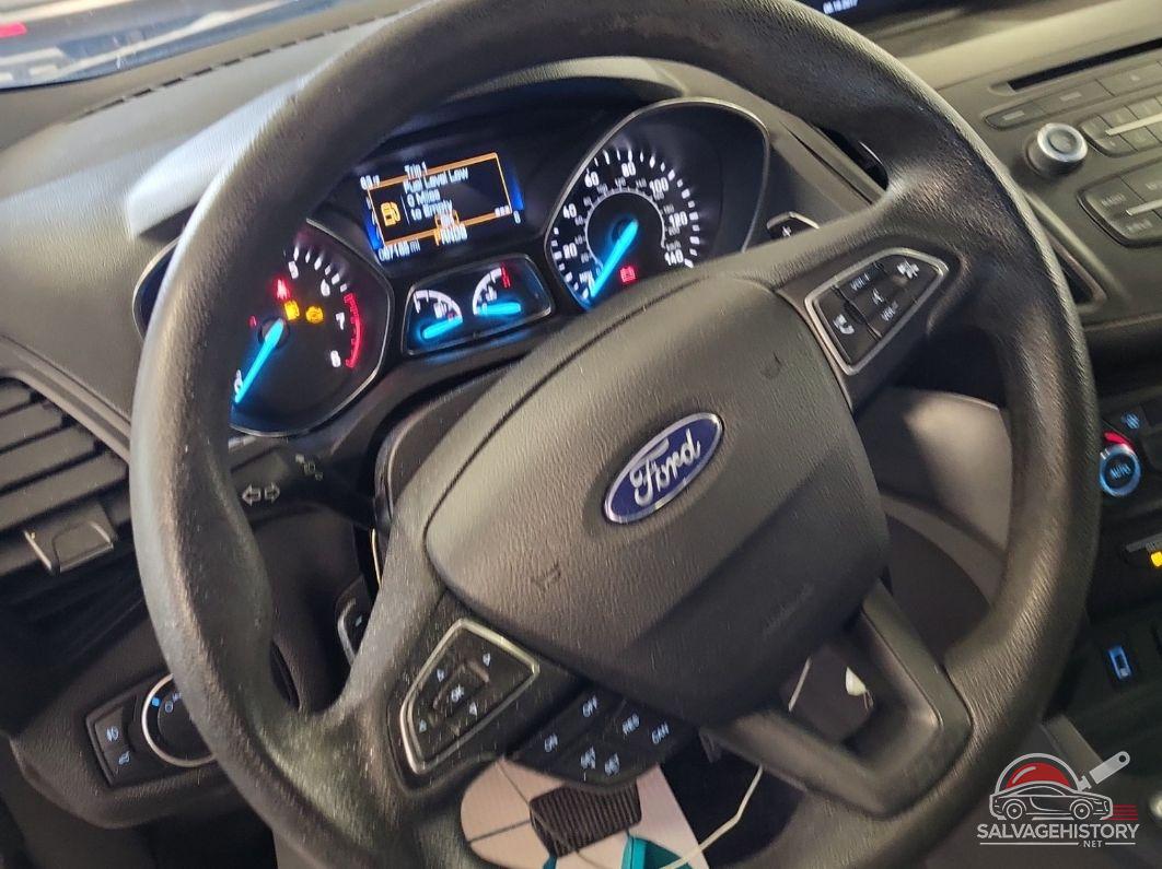1FMCU9GD0HUD67818 2017 FORD ESCAPE photo no. 3