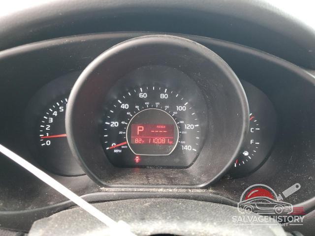 KNDJP3A51G7408861 2016 KIA SOUL photo no. 9