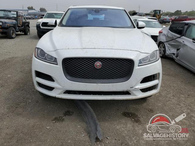 SADCJ2FX1JA283227 2018 JAGUAR F-PACE photo no. 5